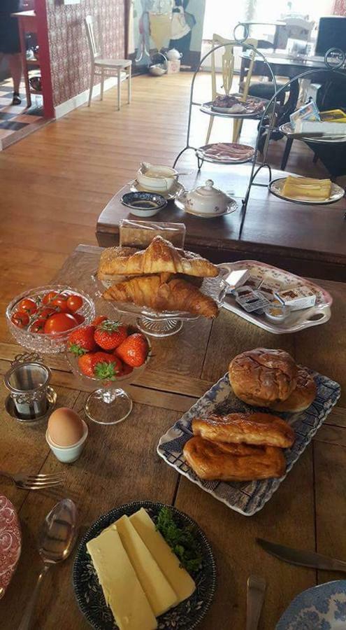 De Snoeperij Bed & Breakfast Dirksland Екстериор снимка